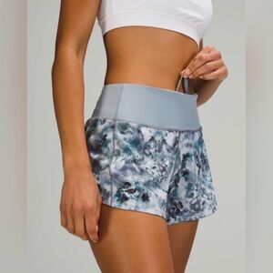 Lululemon Speed Up Mid Rise 4" Short Kaleidofloral/Blue Cast Womens Sz. 6